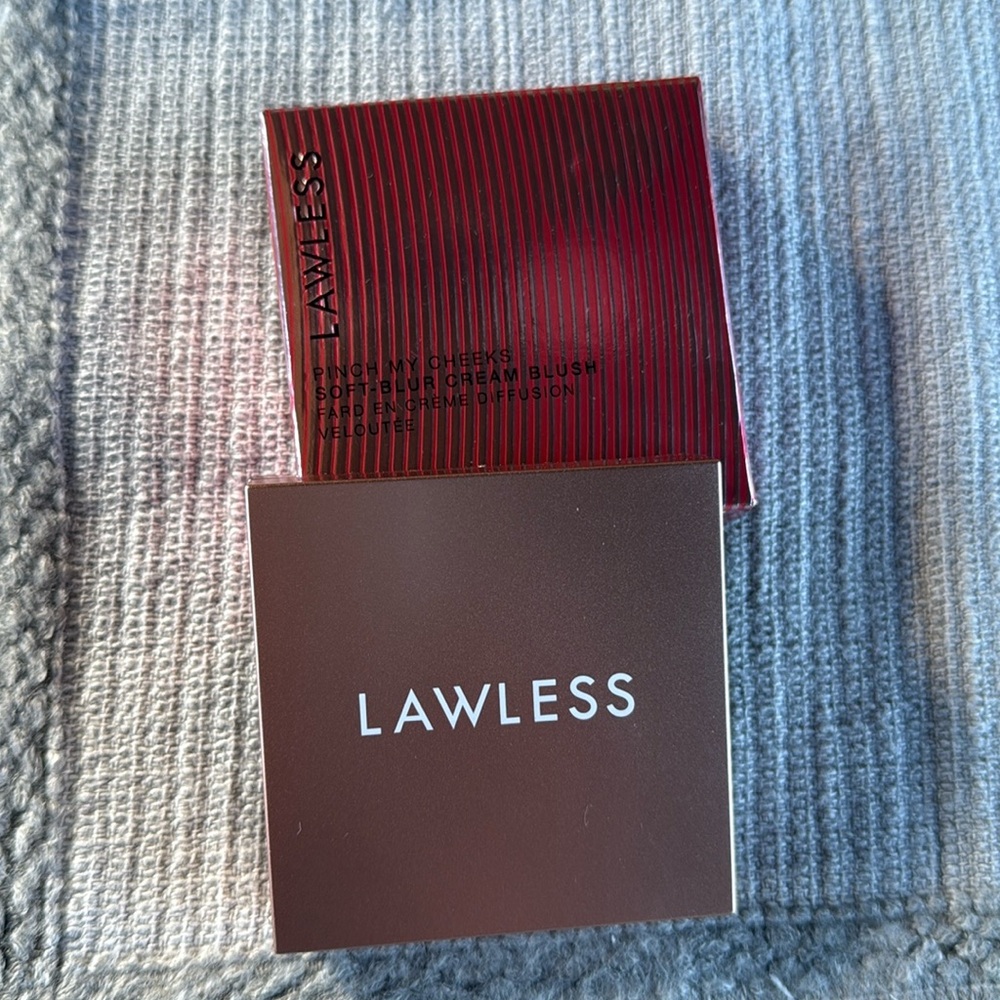 LAWLESS Pinch My Cheeks Soft-Blur Cream Blush in Duchess